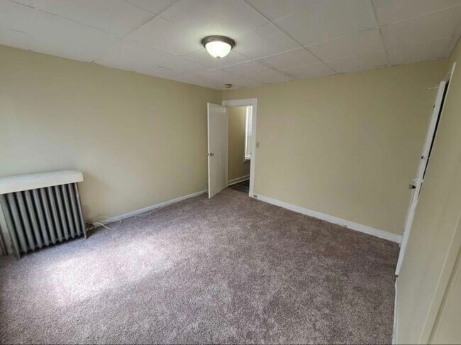 Building Photo - 274 S Loudon Ave