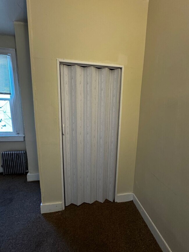 Building Photo - 41 N 10th St