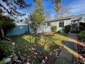 Building Photo - Ward St LO