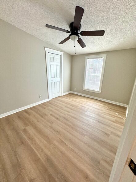 Bedroom #4 - 525 Horsefly Rd