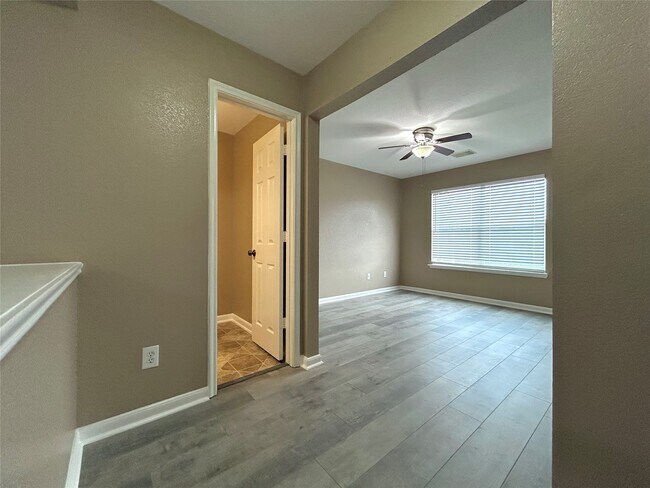 Building Photo - 6139 Springbrook Garden Ln
