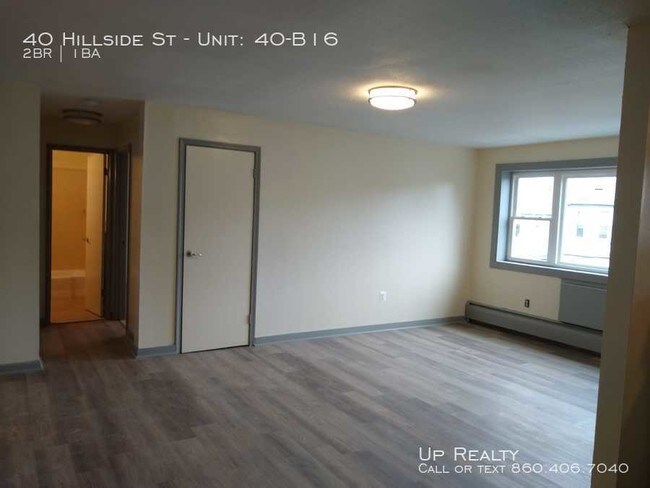 Building Photo - 40 Hillside St