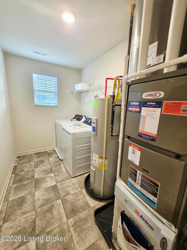 Building Photo - 4609 Golden Eagle Dr