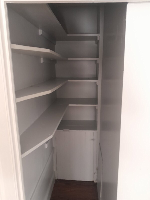 Building Photo - 118.5 Babcock St