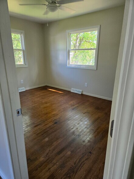 Building Photo - 28 Edgemont Dr