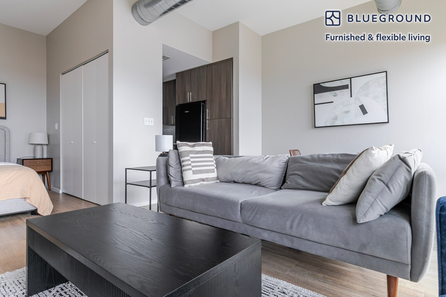 Building Photo - 211 W Scott St