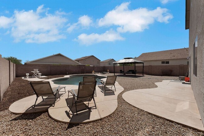 Building Photo - Charming 3BR House in Apache Junction