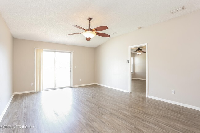 Building Photo - 7405 International Village Dr
