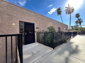 Building Photo - One Bedroom Condo