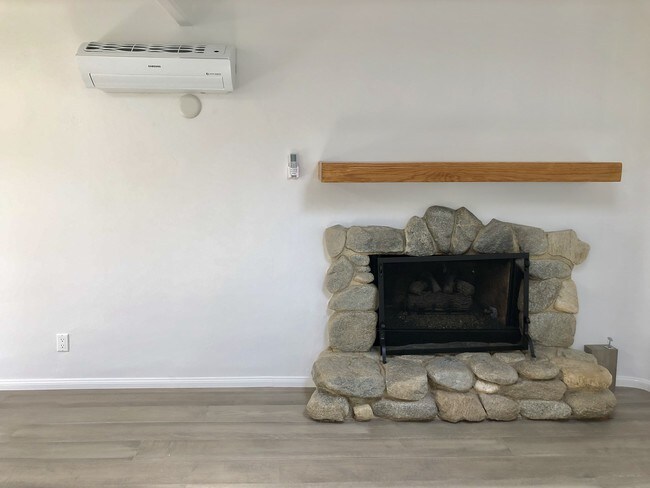 Master Bedroom Fireplace - 616 Fernwood Pacific Dr