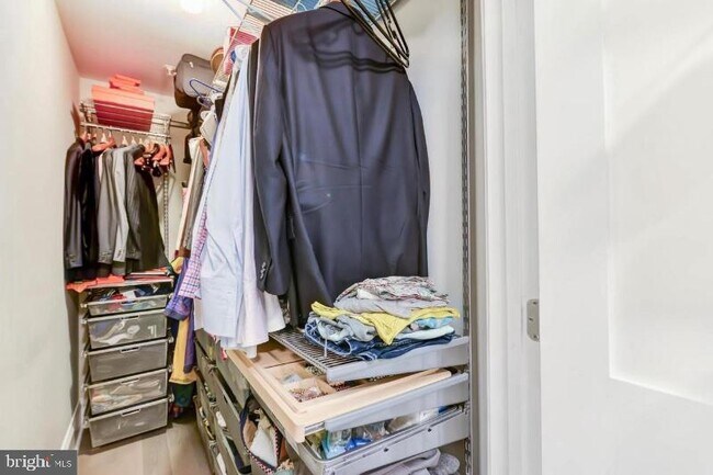 Building Photo - 3921 Fulton St NW