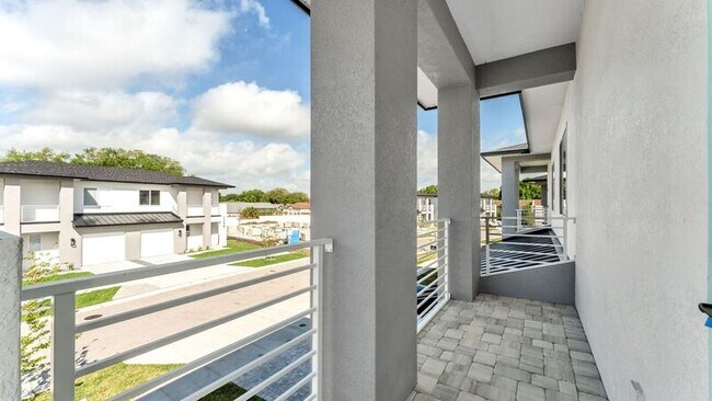 Building Photo - 1155 Windjammer Dr