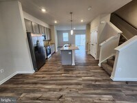 Building Photo - 117 Canning Rd