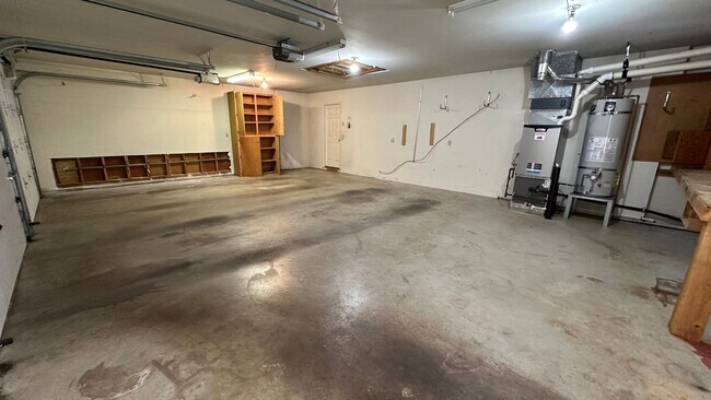 Building Photo - Cedar Mill, Gorgeous 3 bed 2.5 bath home. Walk through video