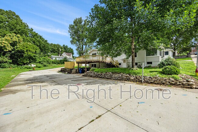 Building Photo - 3918 S 14th St