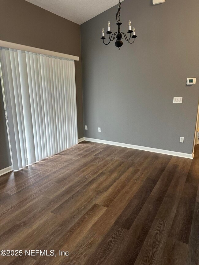 Building Photo - 575 Oakleaf Plantation Pkwy