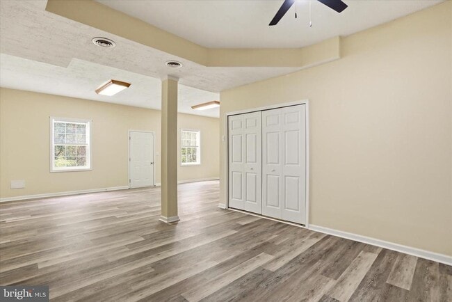 Building Photo - 60 Icelandic Ct