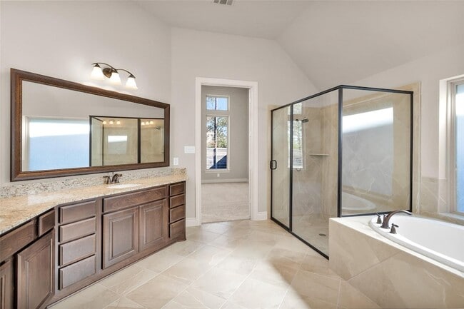 Building Photo - 17339 Camillia Trails