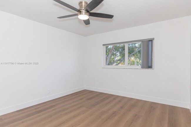 Building Photo - 2795 N 40th Ave