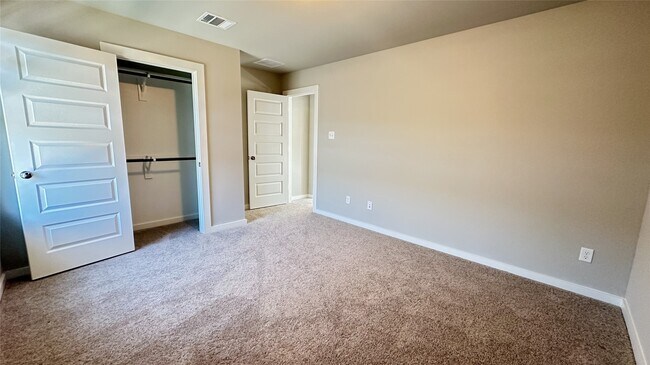 Building Photo - 2805 Bluebonnet Ridge Dr