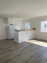 Building Photo - 1240 Manhattan Beach Blvd