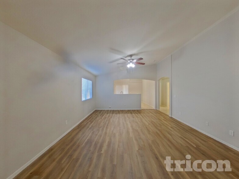 Building Photo - 19303 N Leland Rd