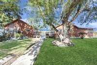 Building Photo - 2510 Delaware Ave