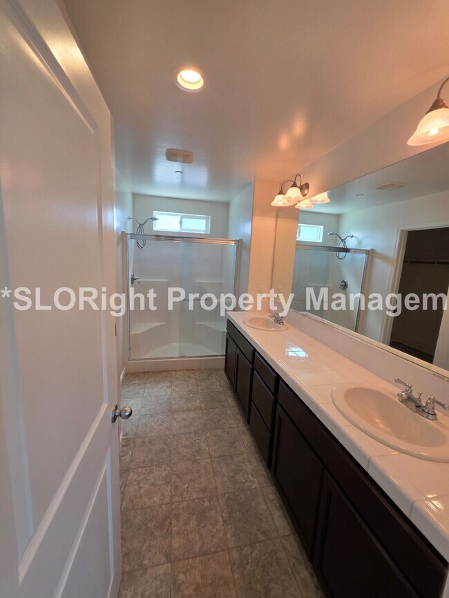 Building Photo - AVAILABLE NOW - 3 Bed/2.5 Bath Home located in Templeton Ranch