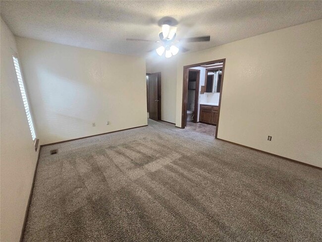 Building Photo - 1212 Kingston Ct
