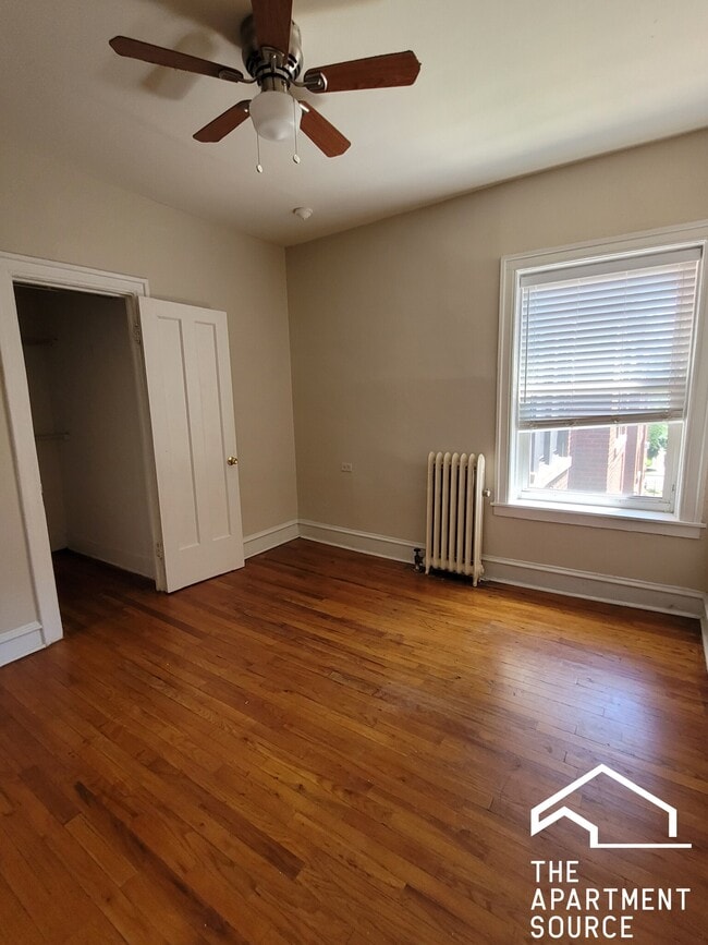 Building Photo - 1368 W Estes Ave