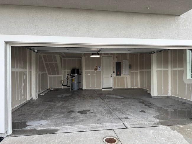 Building Photo - 35 Morera Ln