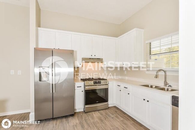 Building Photo - 155 Water view dr, STOCKBRIDGE, GA 30281