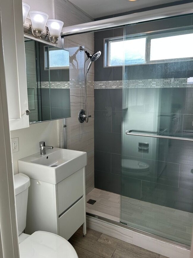 Building Photo - FANTASTIC 1BD 1BA FOR LEASE!