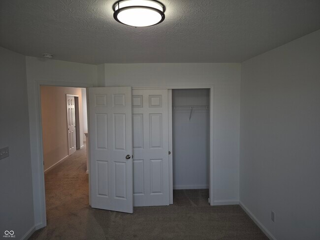 Building Photo - 10608 Mangrove Dr