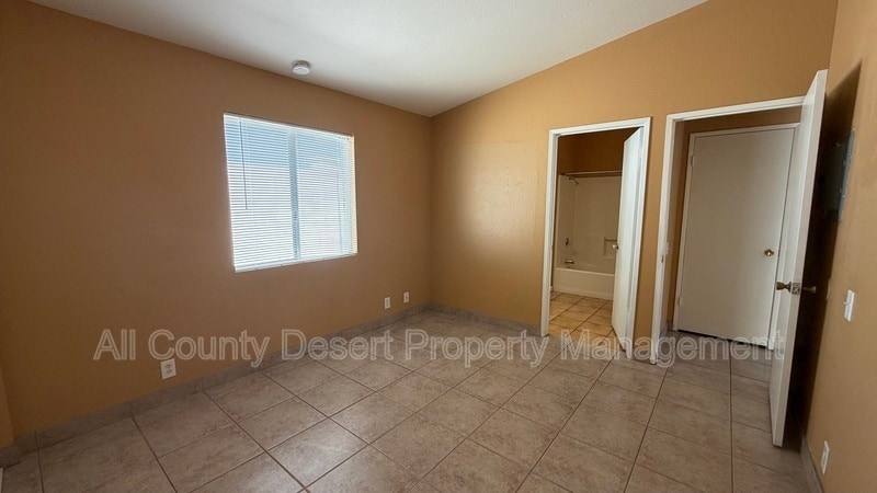 Building Photo - 79891 Ave 42