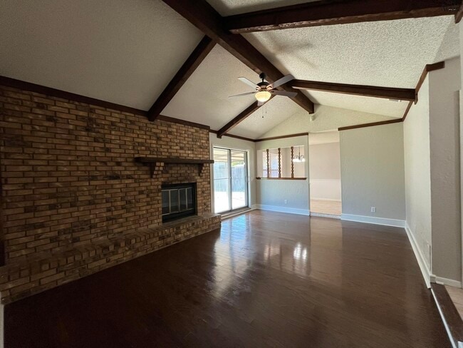 Building Photo - 5417 Pebblestone Dr