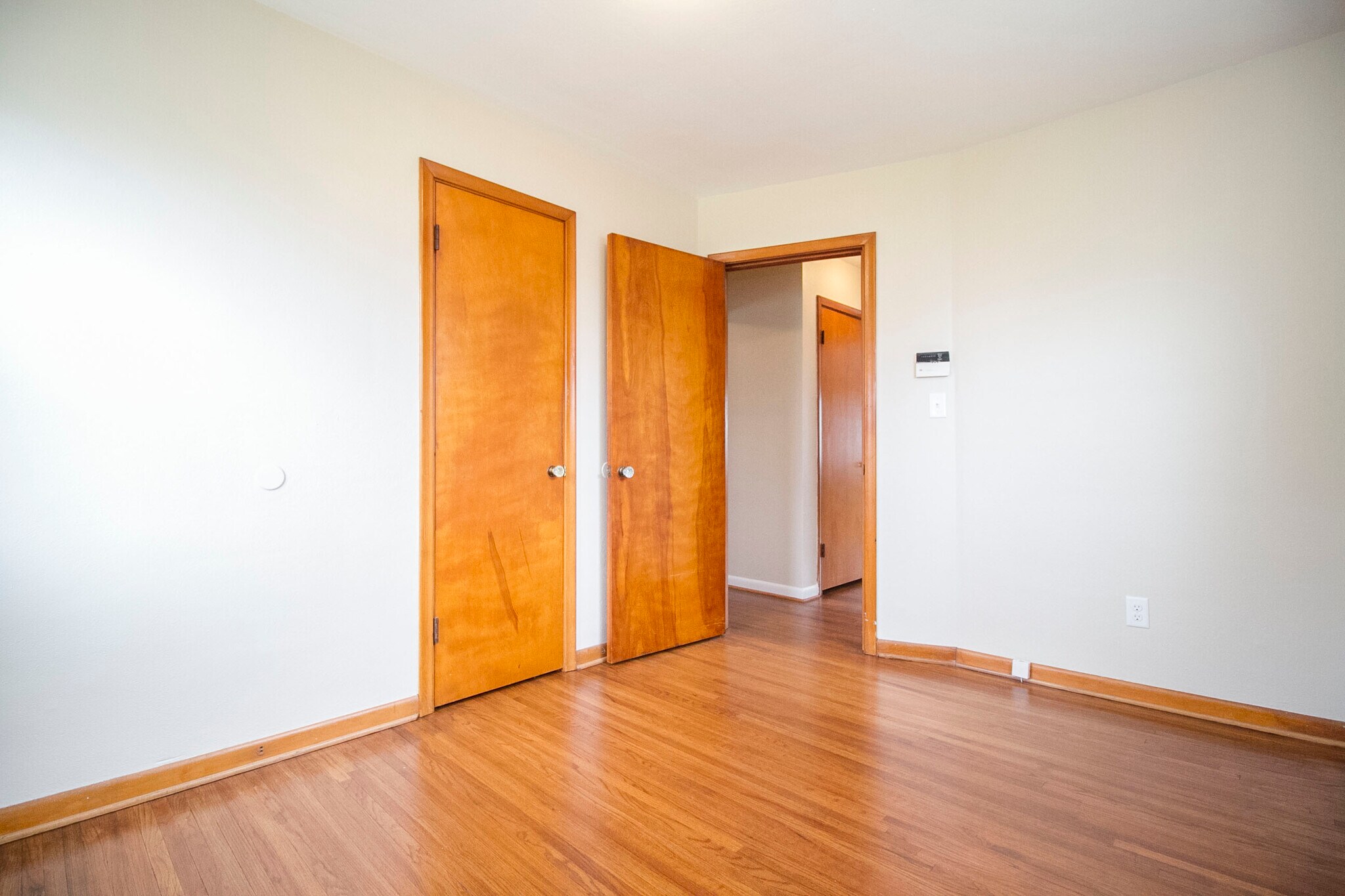 Building Photo - 25 Willamont Rd