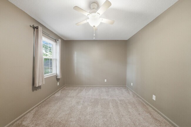 Building Photo - 6355 New Market Way
