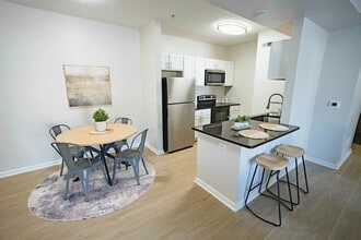 Building Photo - Blendon Woods Apartments