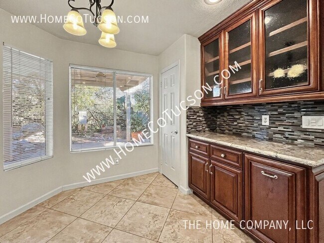 Building Photo - 5168 N Windriver Pl