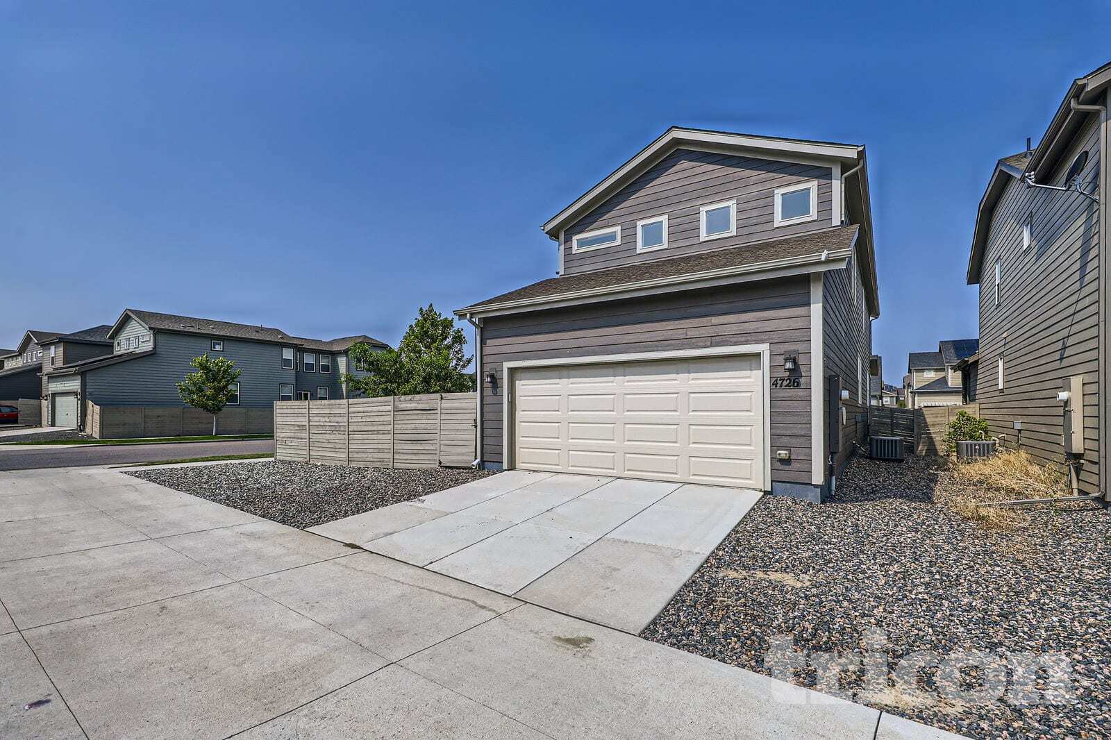 Building Photo - 4726 Helena St