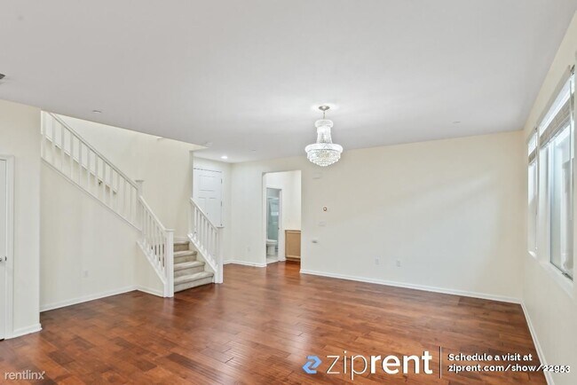 Building Photo - 5 br, 3 bath House - 334 Pacifica Drive, B...