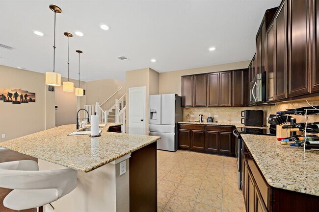 Building Photo - 1501 Arial Dr