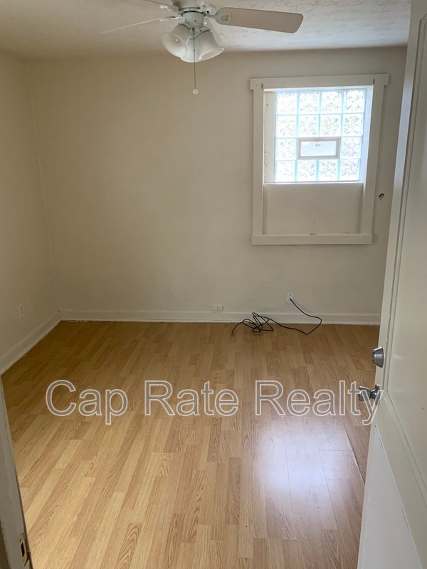 Building Photo - 1040 Loretta Ave