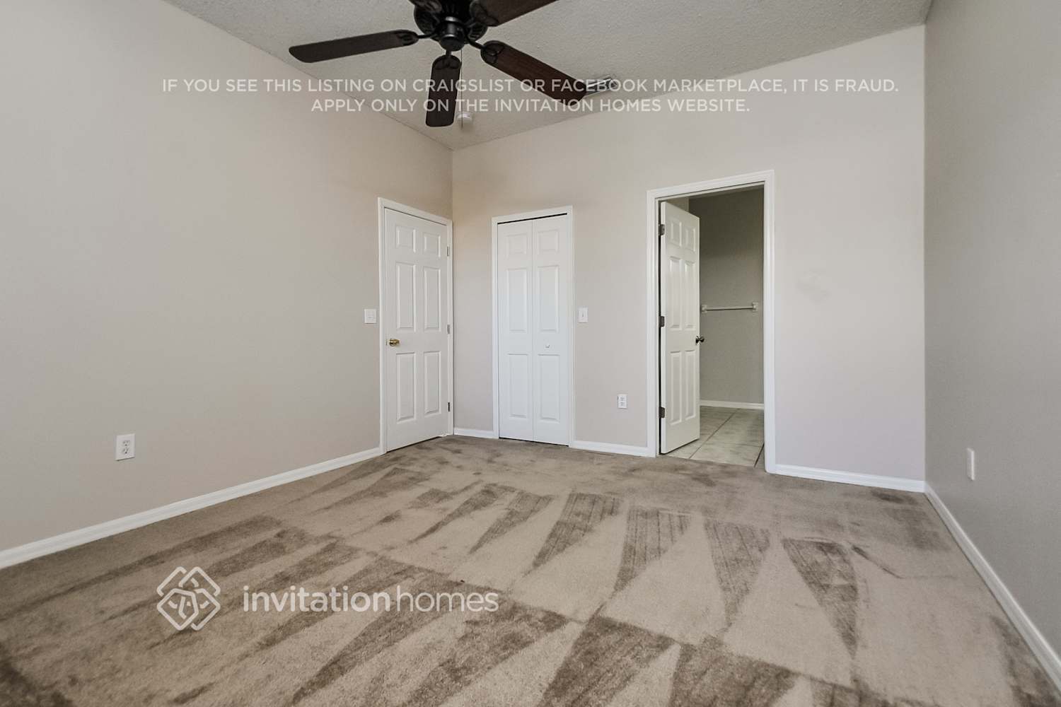 Building Photo - 932 Grand Canyon Dr