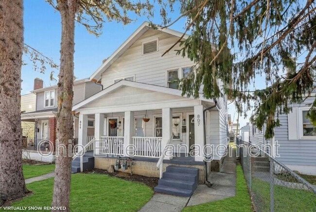 Building Photo - 807 E Deshler Ave