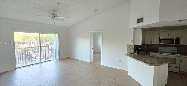 Building Photo - 4149 N Haverhill Rd