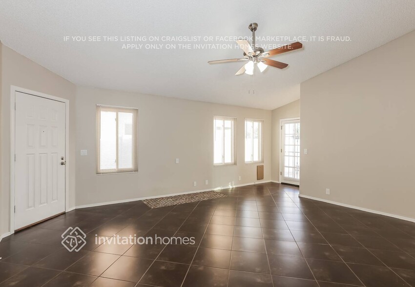 Building Photo - 15306 N 85th Dr