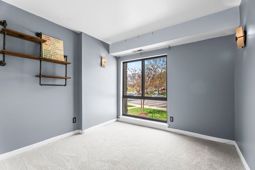 Building Photo - 6087 Majors Ln