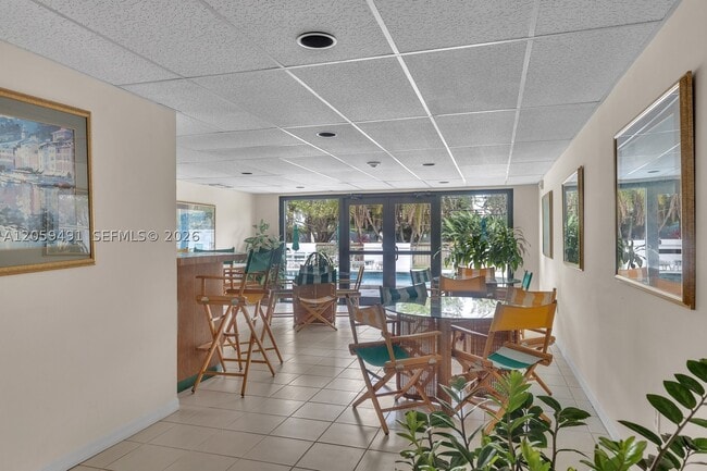 Building Photo - 255 Galen Dr